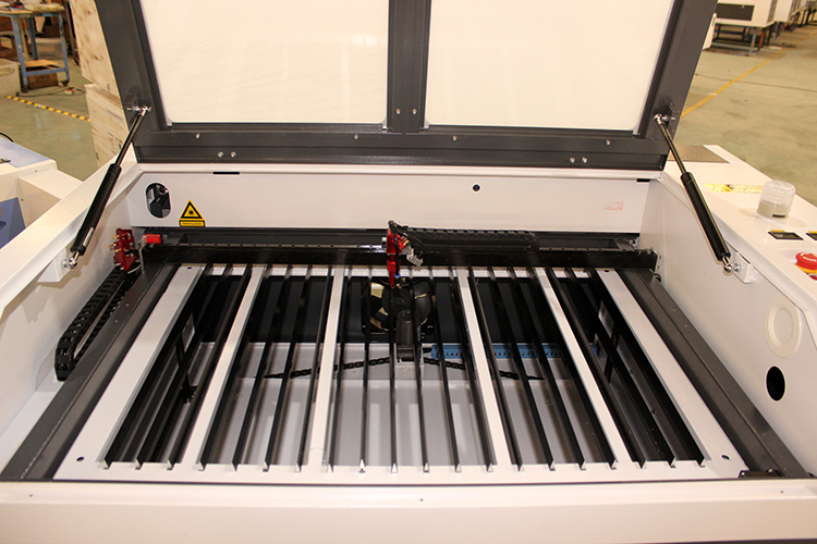 MAQUINA DE CORTE Y GRABADO LÁSER CNC 900X600MM RECI W2 100W - Imagen 8