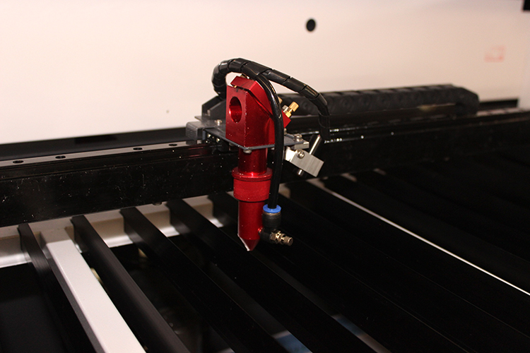 MAQUINA DE CORTE Y GRABADO LÁSER CNC 900X600MM RECI W2 100W - Imagen 10